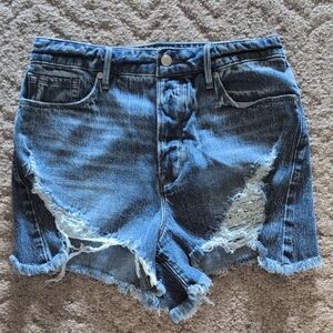Good American Bombshell Blue Distressed Jean Shorts Size 6/28